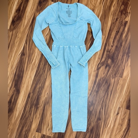 FP Movement Good Karma Mineral Wash Long Sleeve Onesie Jumpsuit - Picture 4 of 6